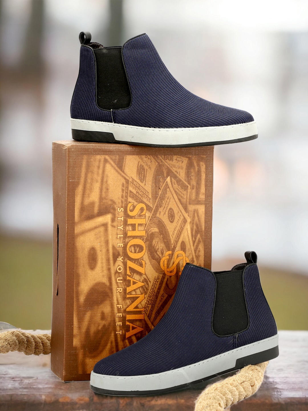 

SHOZANIA Men Mid Top Textured Chelsea Boots, Navy blue