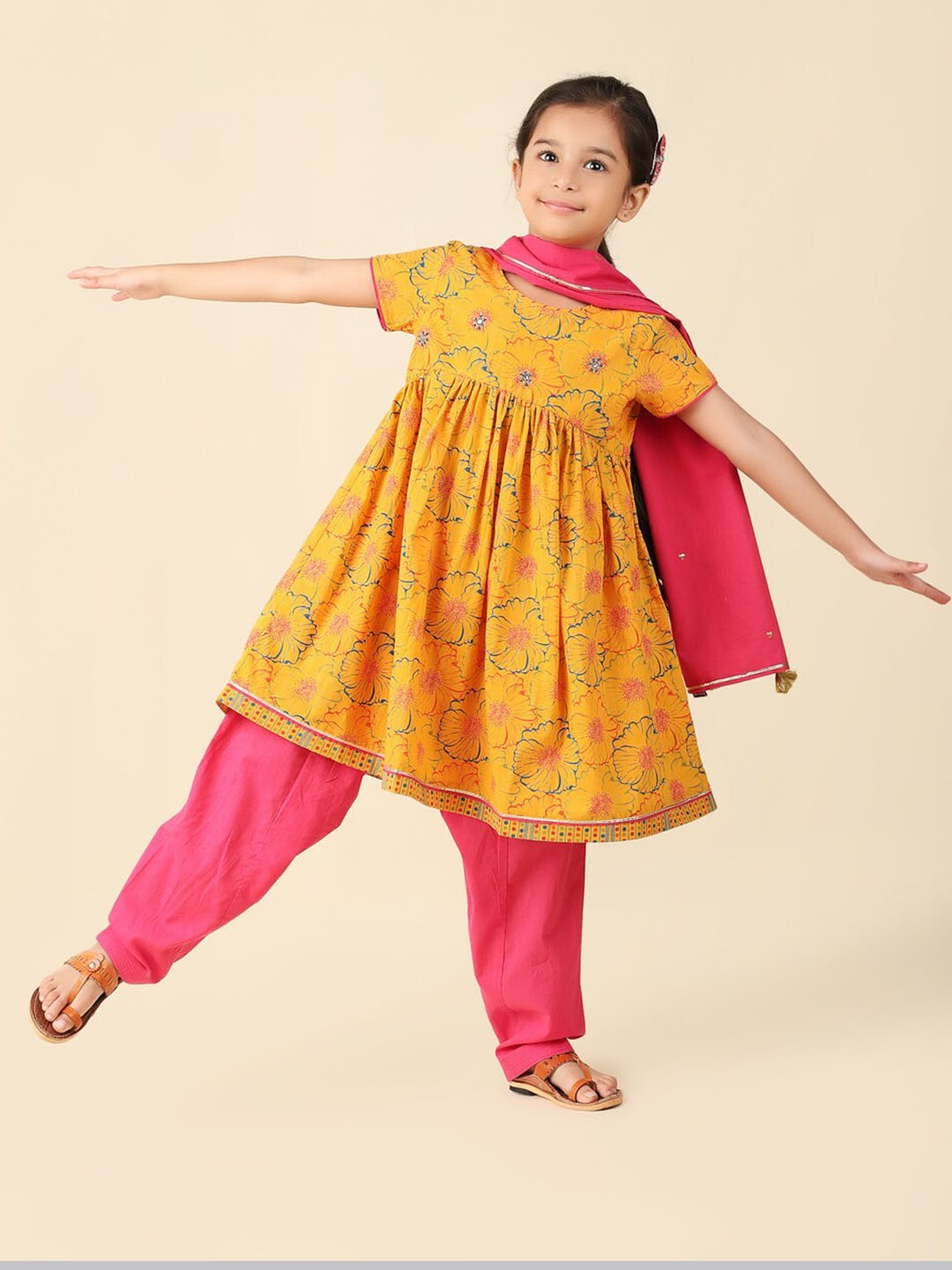 

Fabindia Girls Floral Printed Empire Anarkali Pure Cotton Kurta with Salwar & Dupatta, Yellow