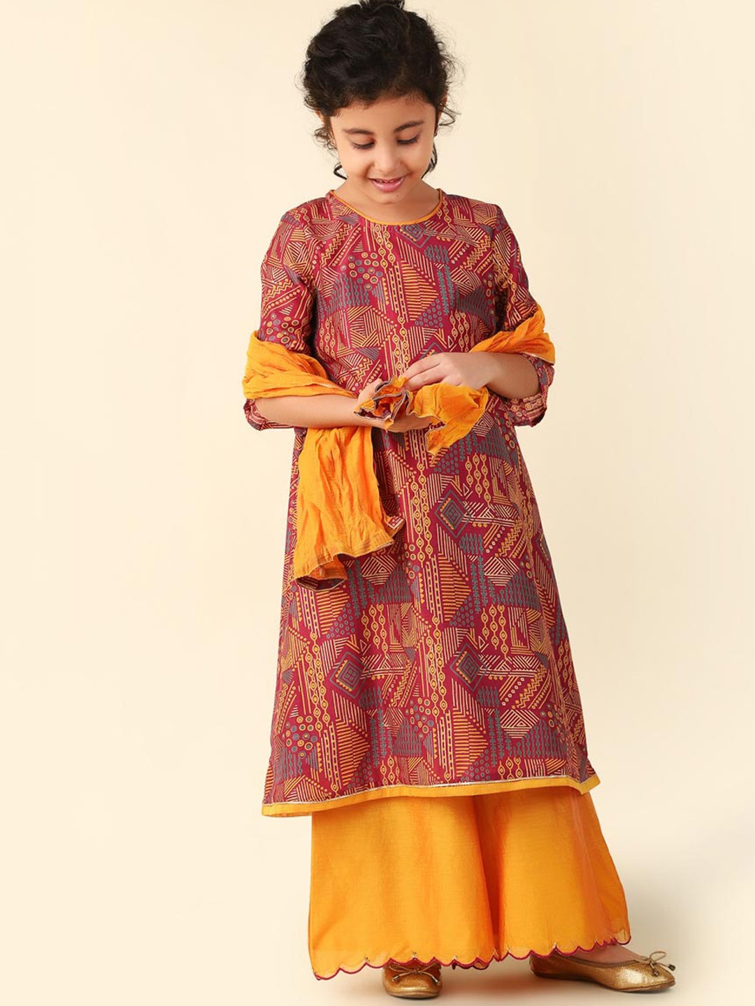 

Fabindia Girls Geometric Printed A-line Kurta with Palazzos & With Dupatta, Purple