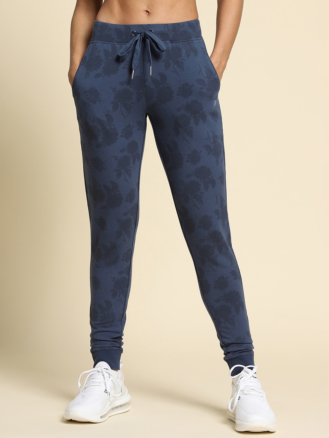 

Van Heusen Women Floral Printed Cotton Jogger, Blue