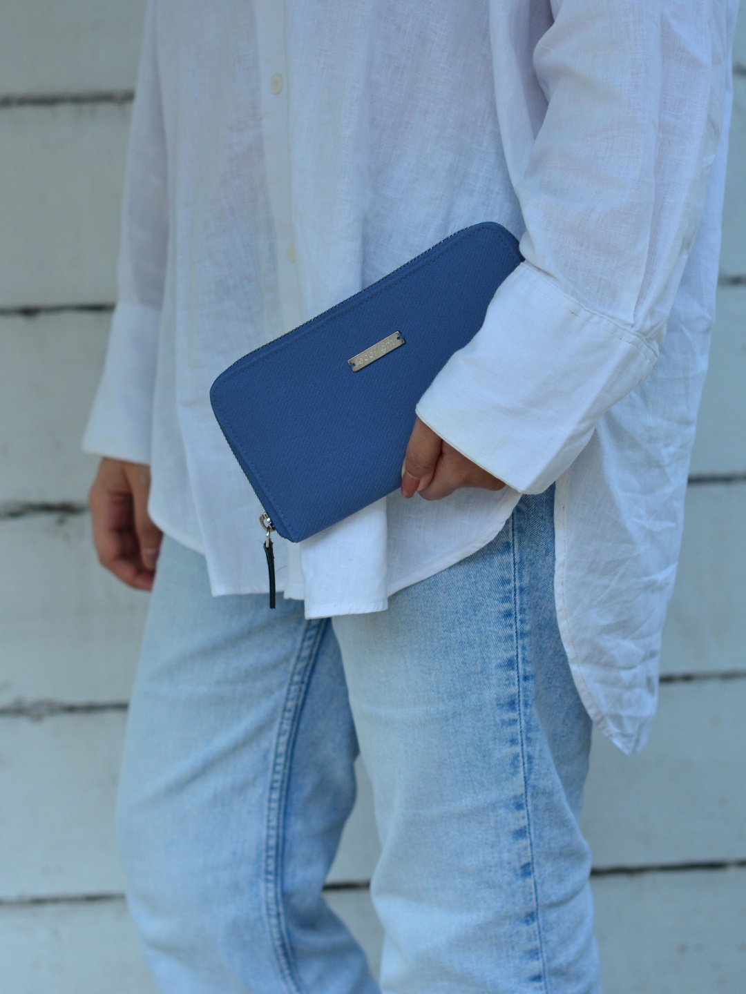 

EcoRight Women Canvas Zip Around Wallet, Blue