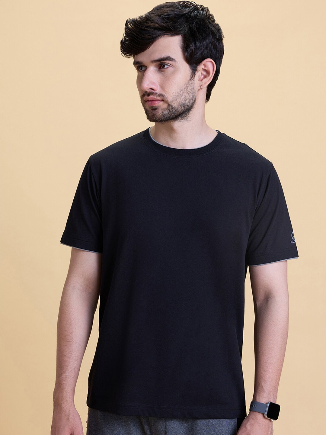 

Gloot Round Neck Short Sleeves T-shirt, Black