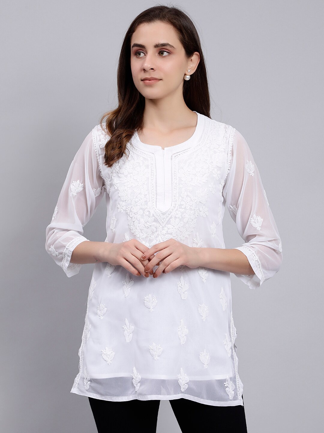

Seva Chikan Floral Embroidered Chikankari Straight Kurti With Slip, White