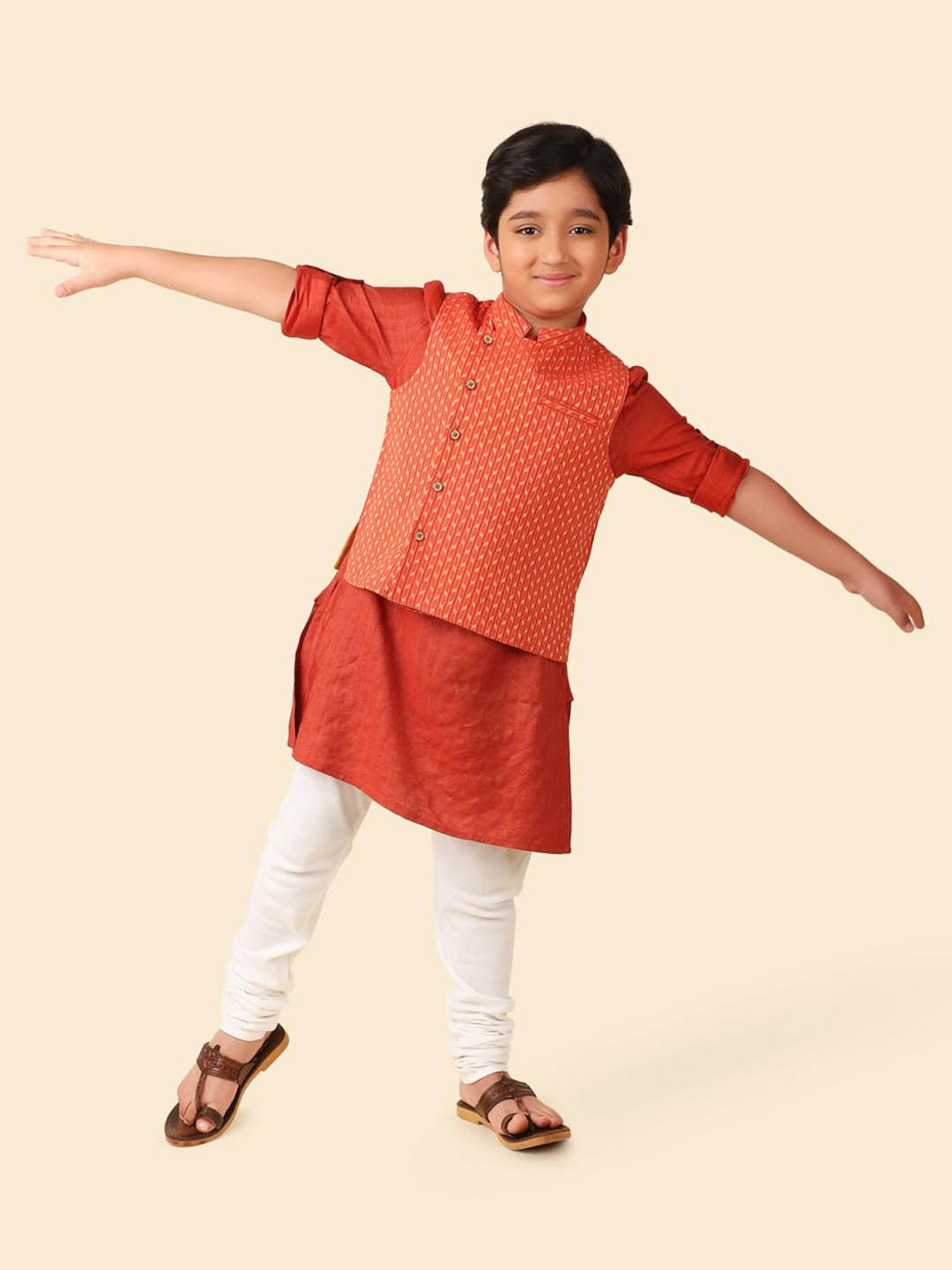 

Fabindia Boys Self Design Cotton Open Front Jacket, Red