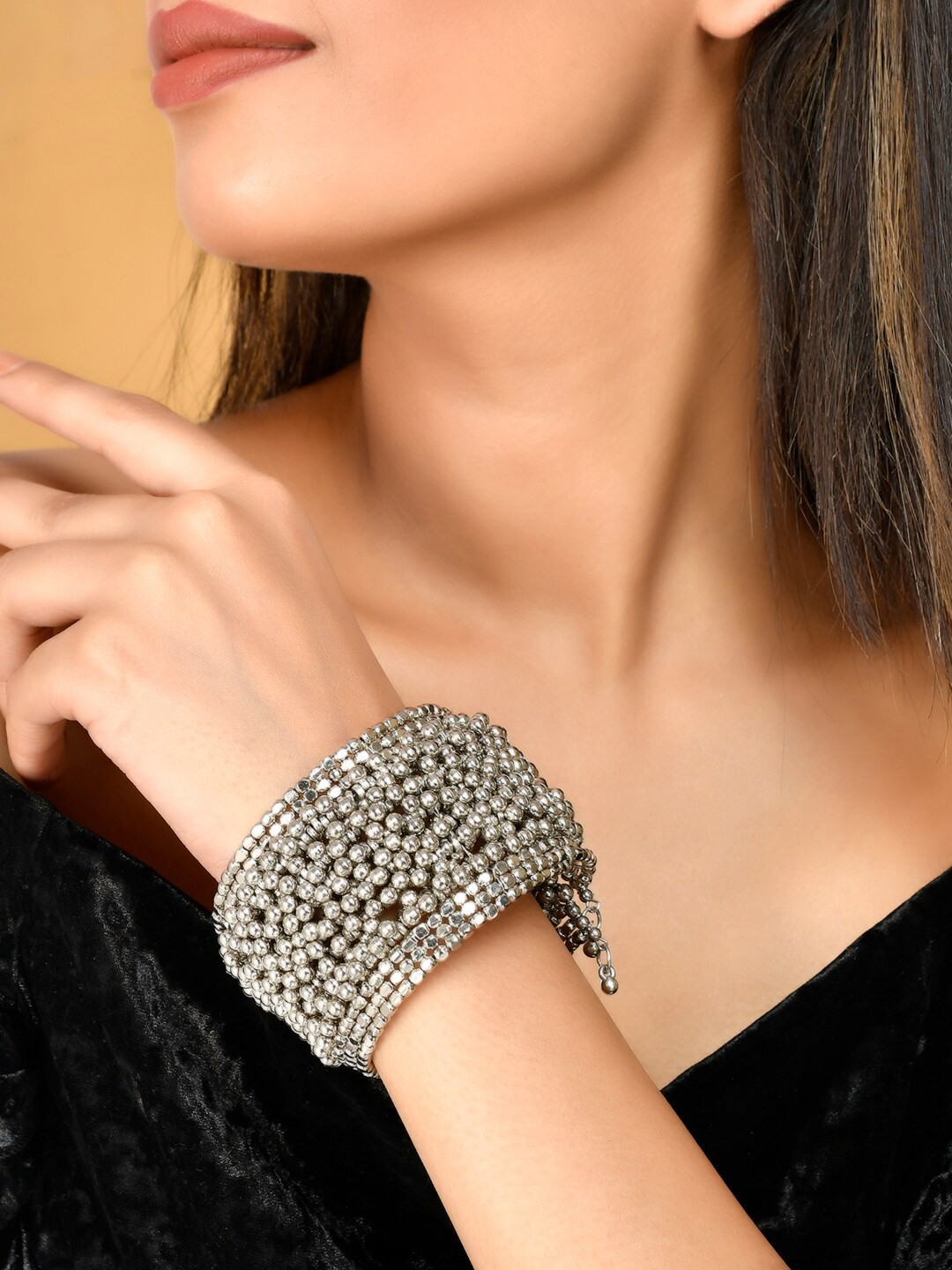 

Infuzze Silver-Plated Oxidised Wraparound Bracelet