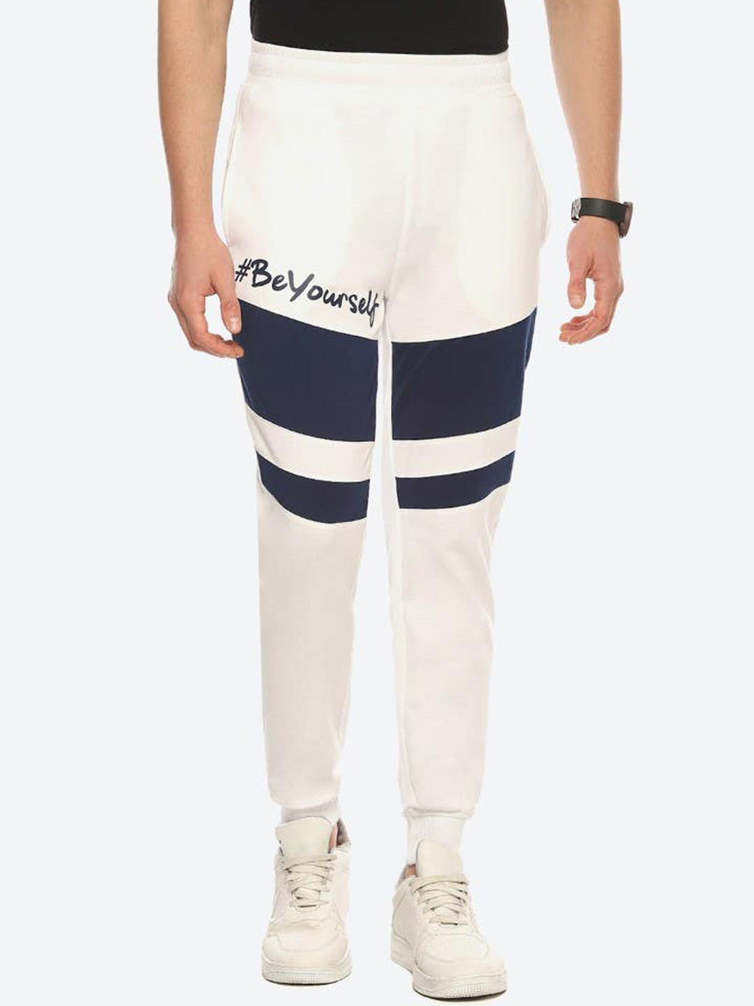 

2Bme Men Typography Printed Cotton Regular Fit Mid-Rise Joggers, White