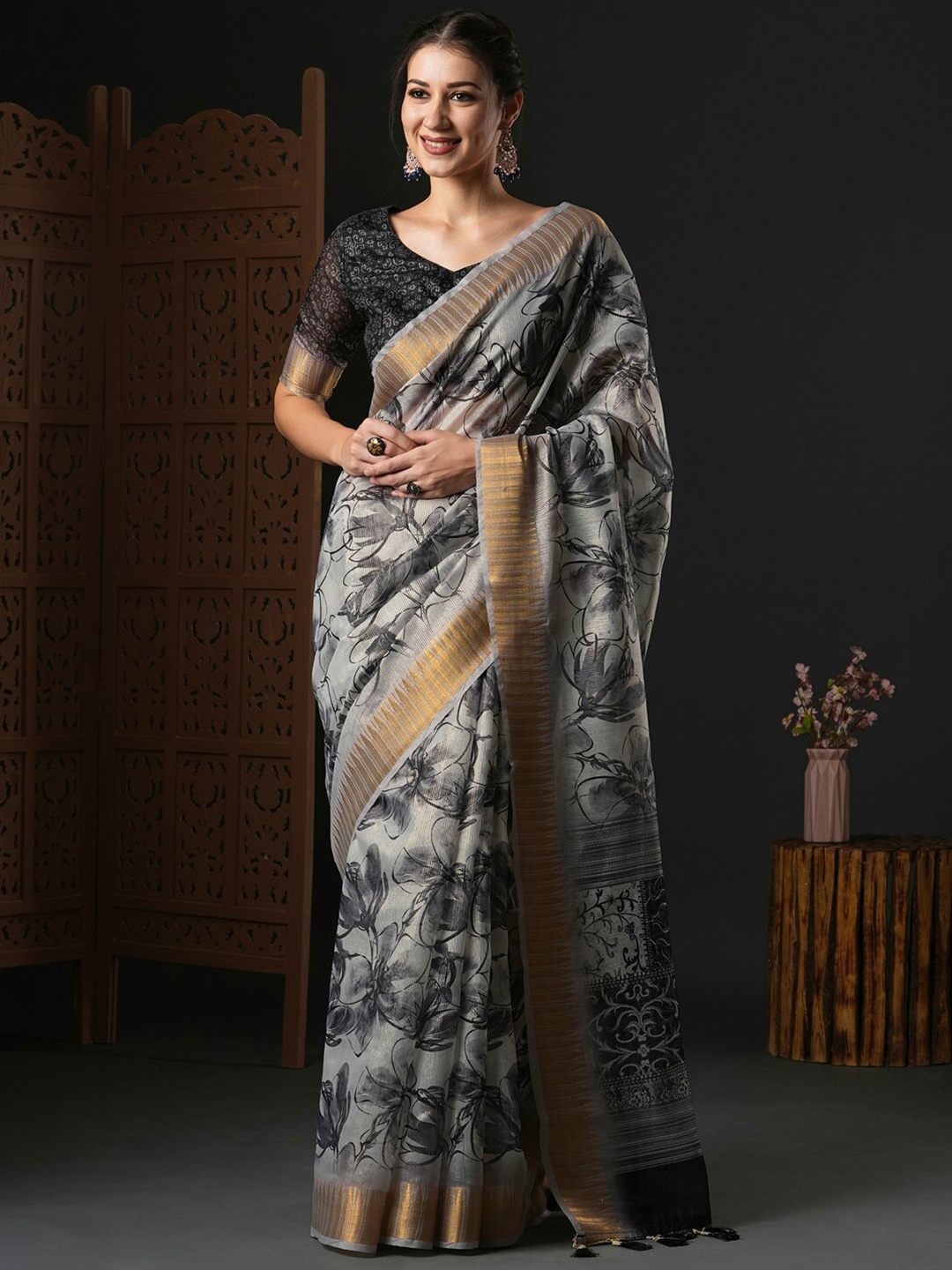 

Anouk Grey & White Floral Printed Zari Organza Sungudi Saree