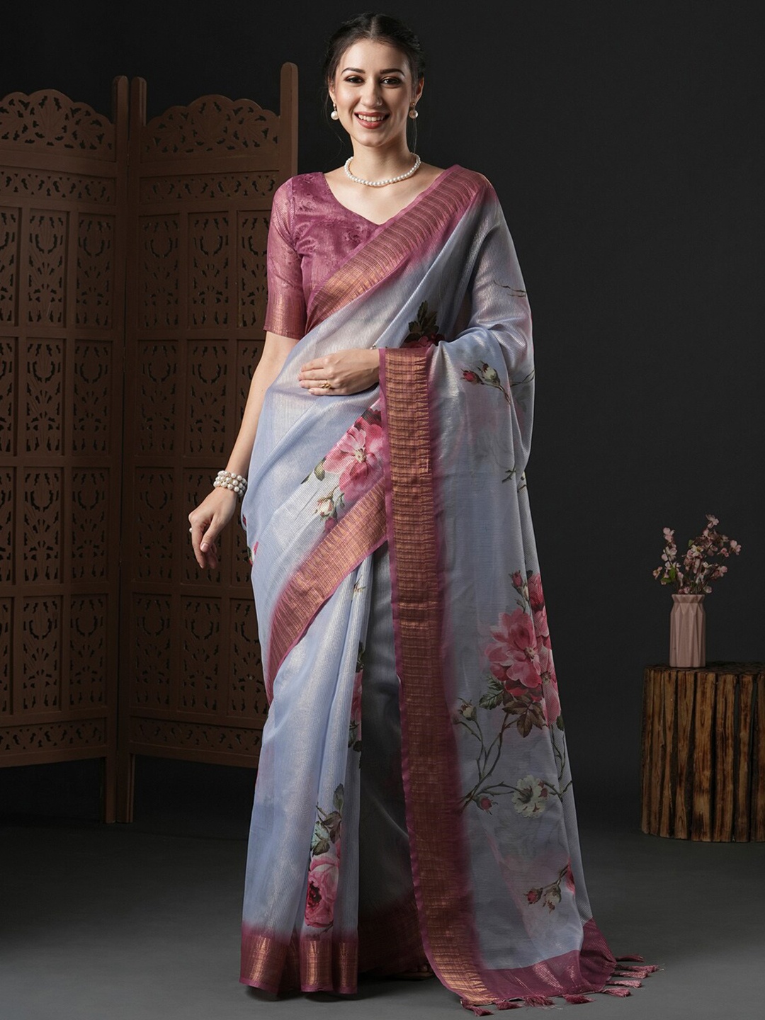 

Anouk Grey & Brown Floral Printed Zari Organza Sungudi Saree