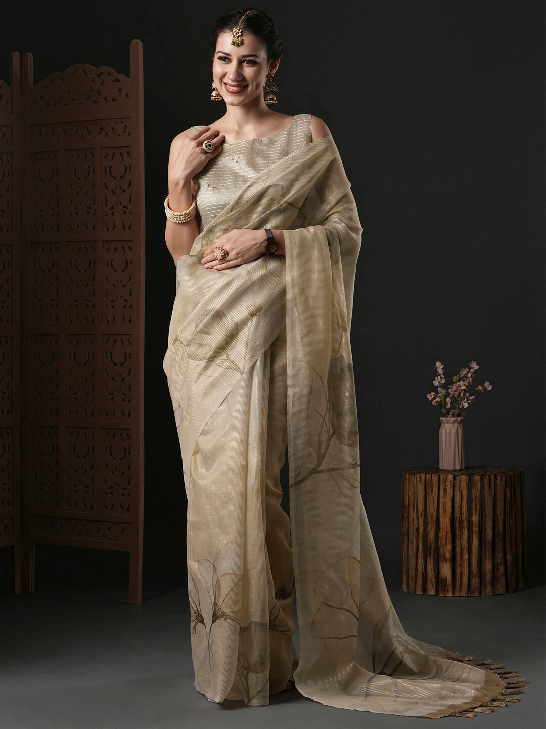 

Anouk Cream-Coloured & Green Floral Printed Organza Saree