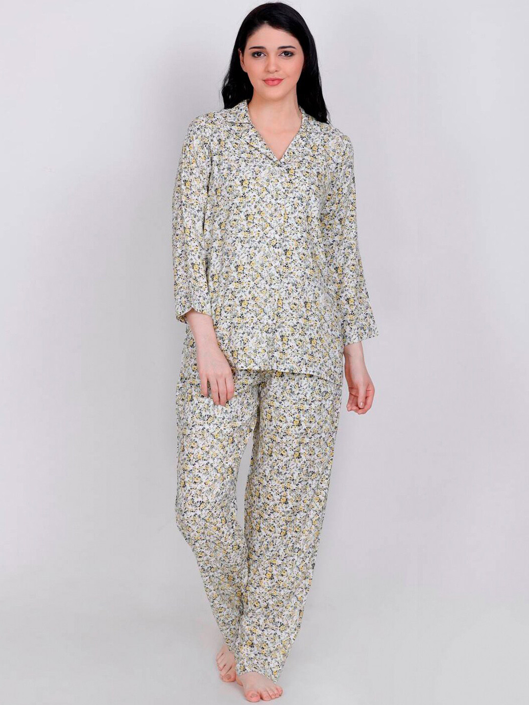

LastInch Floral Printed Night suit, White
