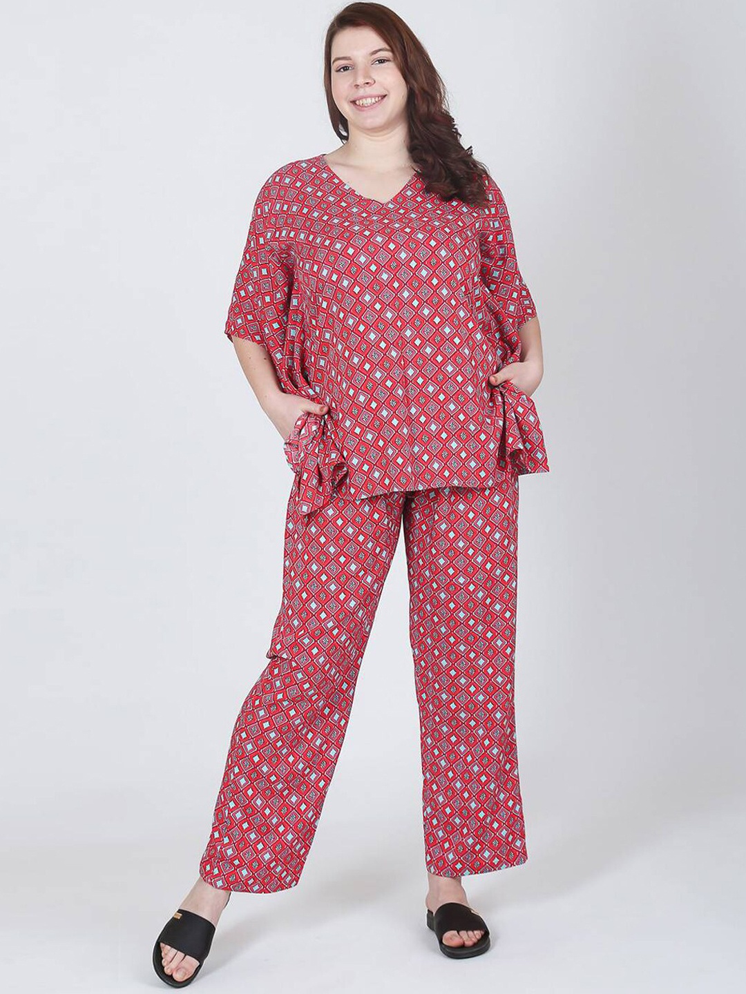 

LastInch Plus Size V- Neck Printed Kaftan Night Suit, Red