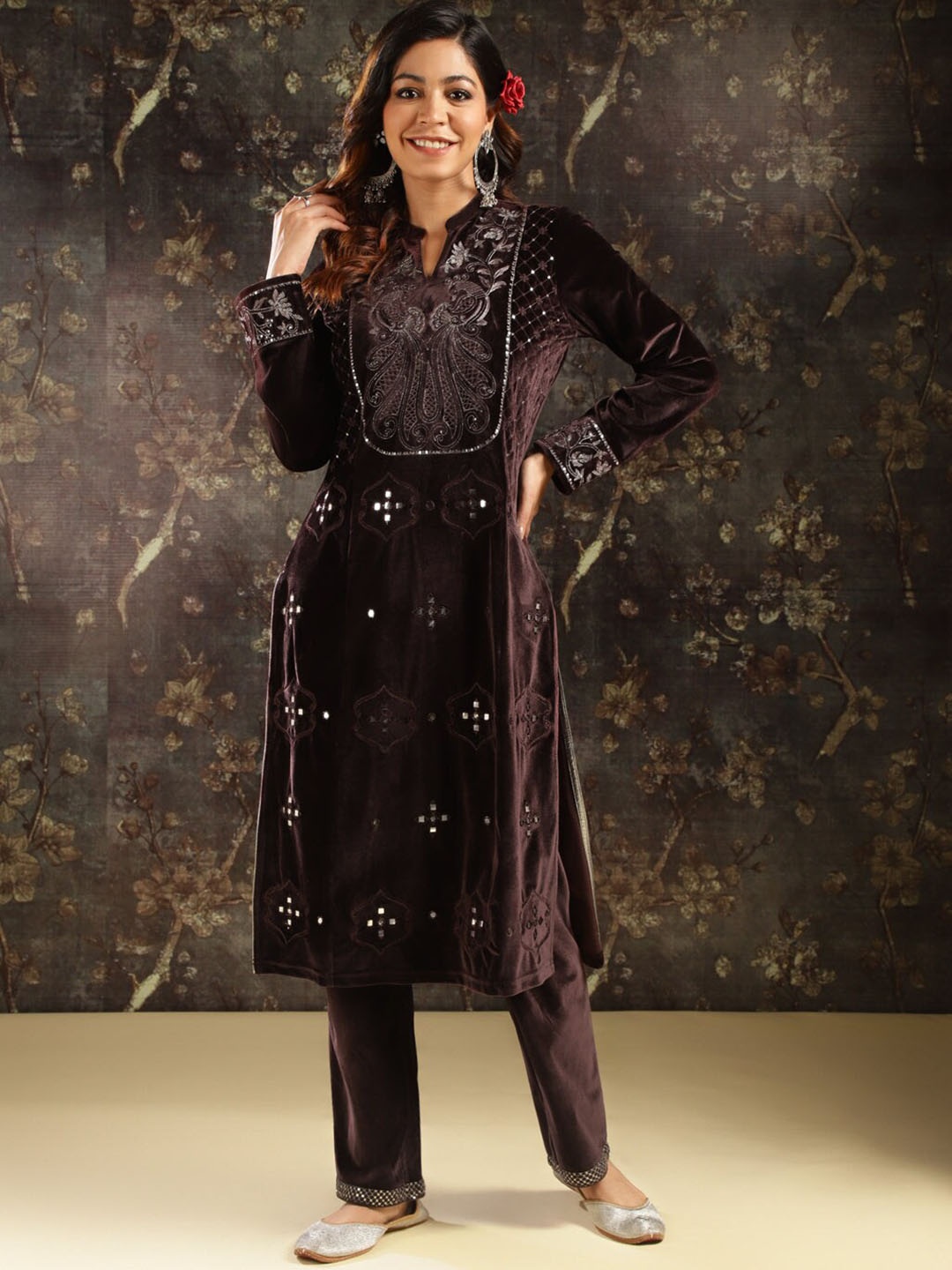 

Lakshita Ethnic Motifs Embroidered Thread Work Detailed Velvet Straight Kurta With Trouser, Brown