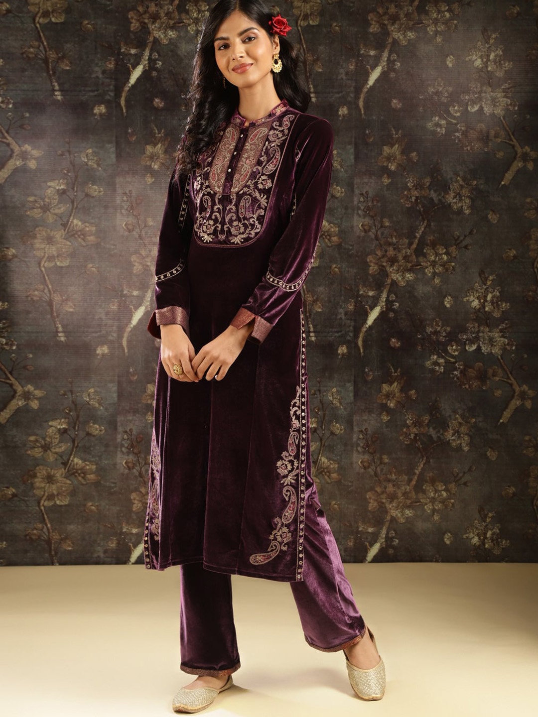 

Lakshita Paisley Embroidered Thread Work Mandarin Collar Velvet Kurta With Trousers, Purple