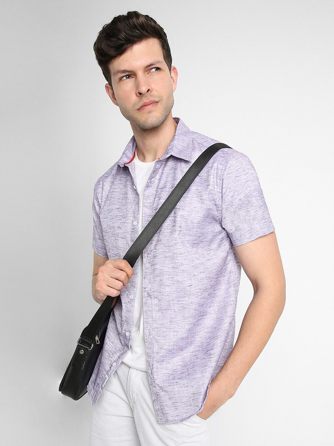 

Dennis Lingo Men Slim Fit Solid Opaque Cotton Casual Shirt, Lavender
