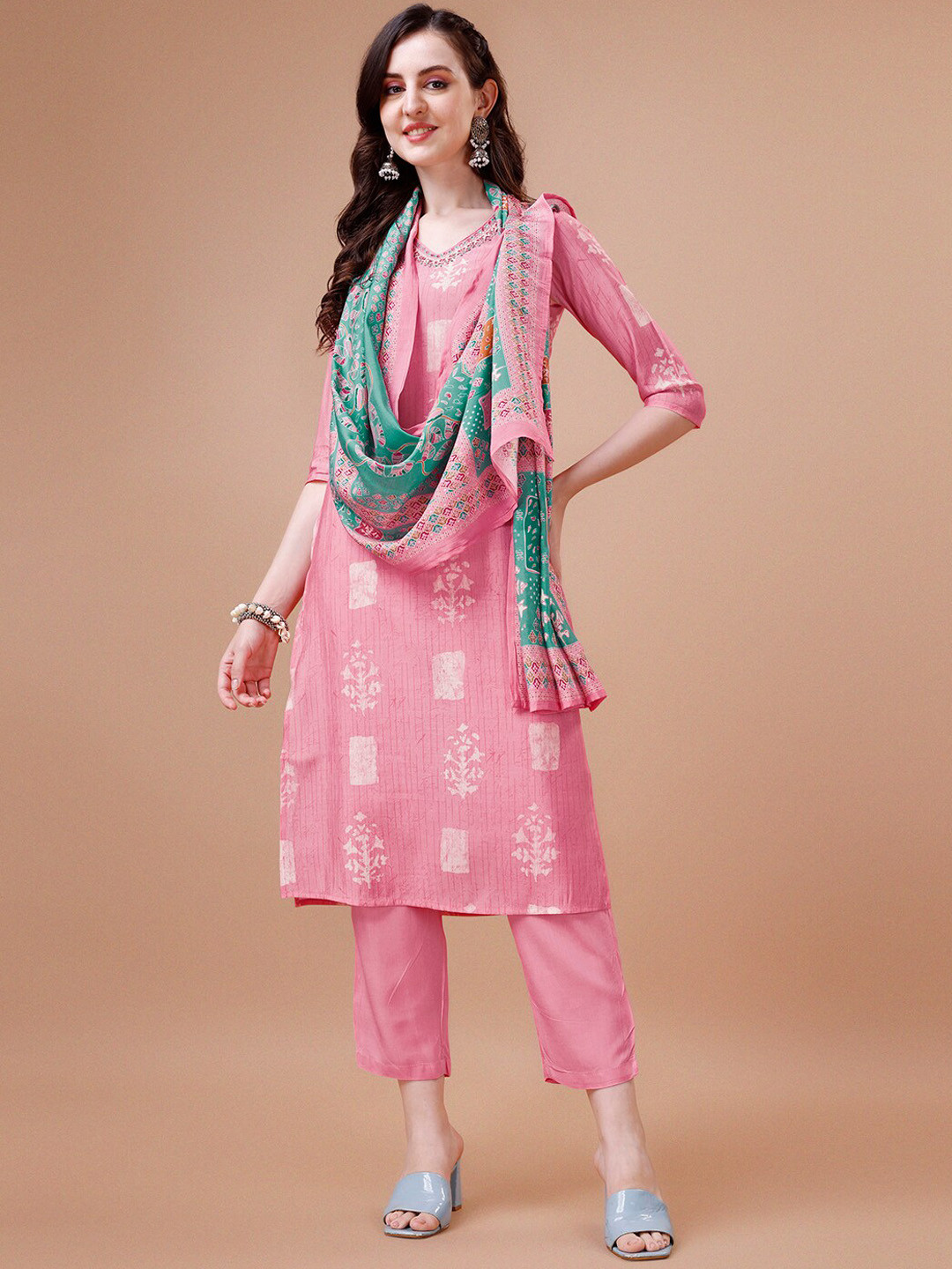 

Seerat Ethnic Motifs Printed Thread Work Pure Cotton Straight Kurta & Trousers & Dupatta, Pink