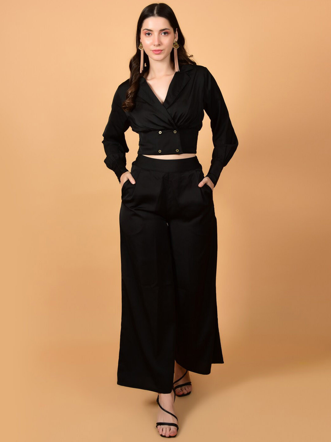 

FLAWLESS V-Neck Co-Ords, Black