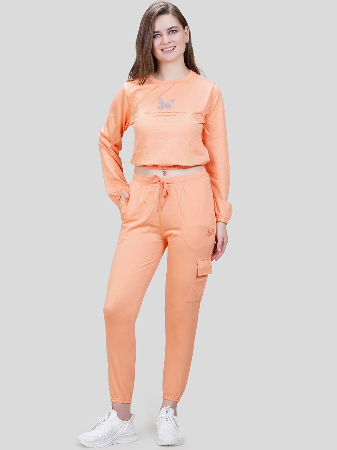 

She N She Printed Round Neck Hosiery Crop T-Shirt With Joggers, Peach