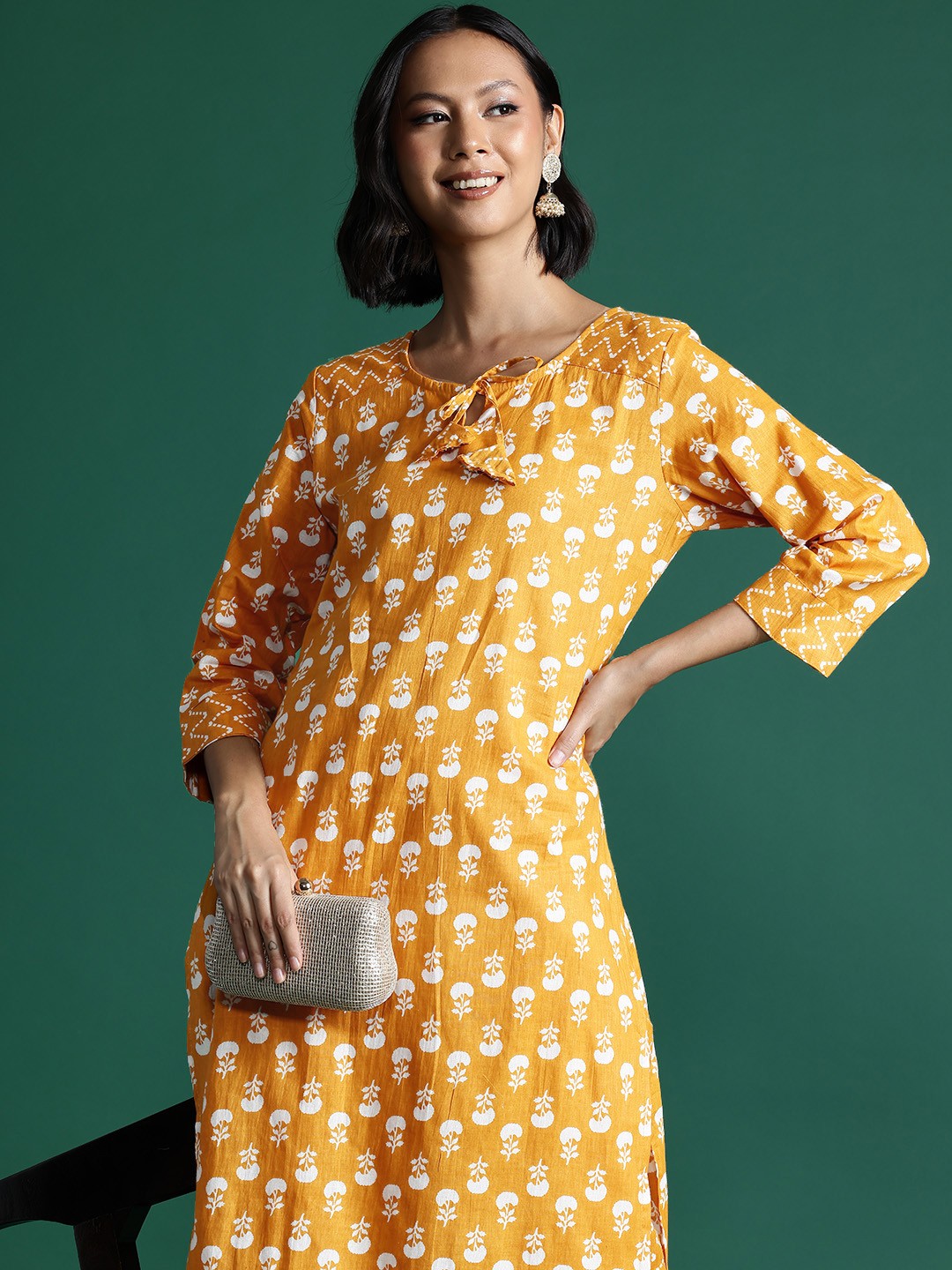 

Sangria Women Floral Printed Regular Pure Cotton Kurta with Palazzos, Mustard