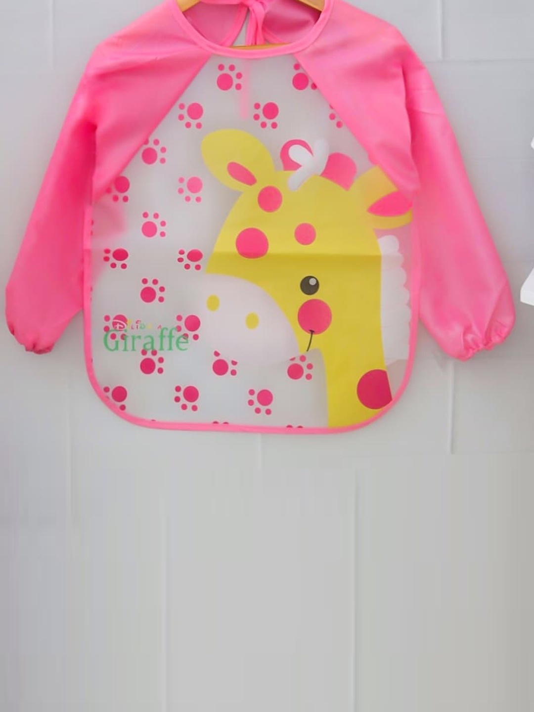 

Yellow Bee Girls Giraffe Printed Bibs, Pink