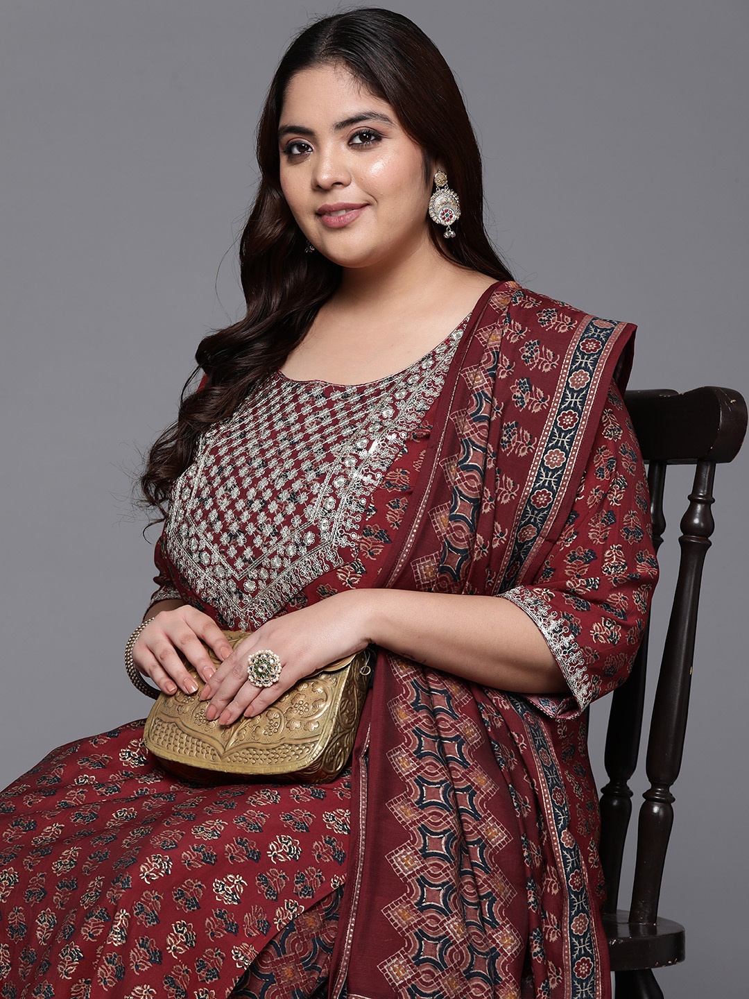

EXTRA LOVE BY LIBAS Plus Size Ethnic Motifs Printed Sequinned Kurta with Salwar & Dupatta, Maroon