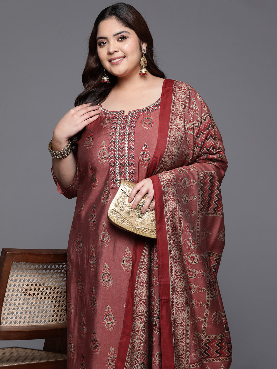 

EXTRA LOVE BY LIBAS Plus Size Ethnic Motifs Printed Gotta Patti Kurta Set, Rust