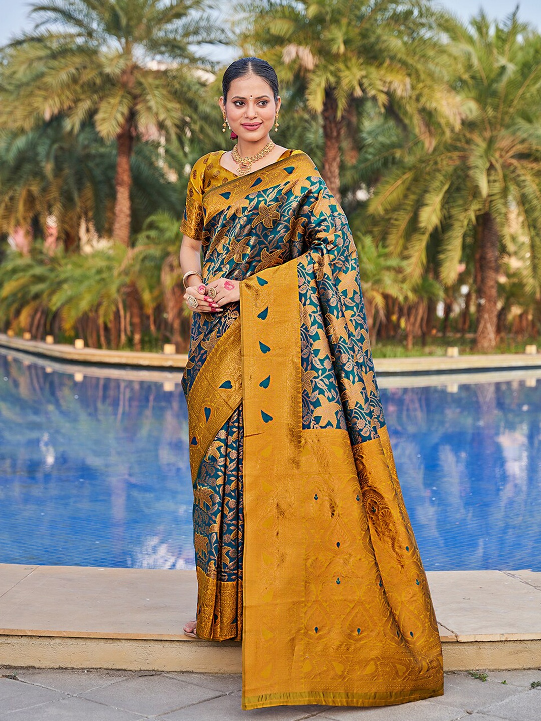 

Mitera Woven Design Zari Banarasi Saree, Teal