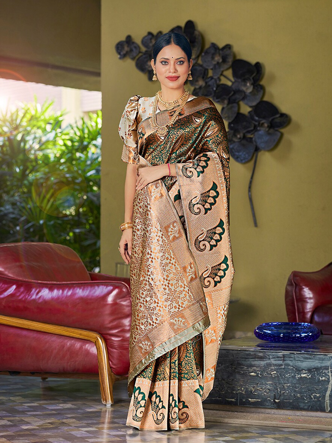 

Mitera Floral Woven Design Zari Banarasi Saree, Green
