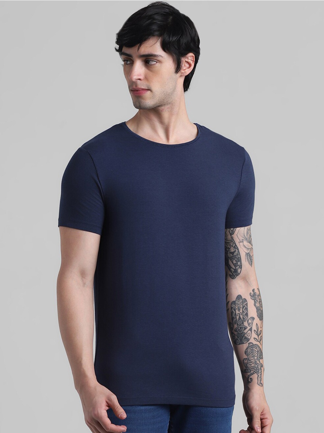 

Jack & Jones Round Neck Slim Fit T-shirt, Navy blue