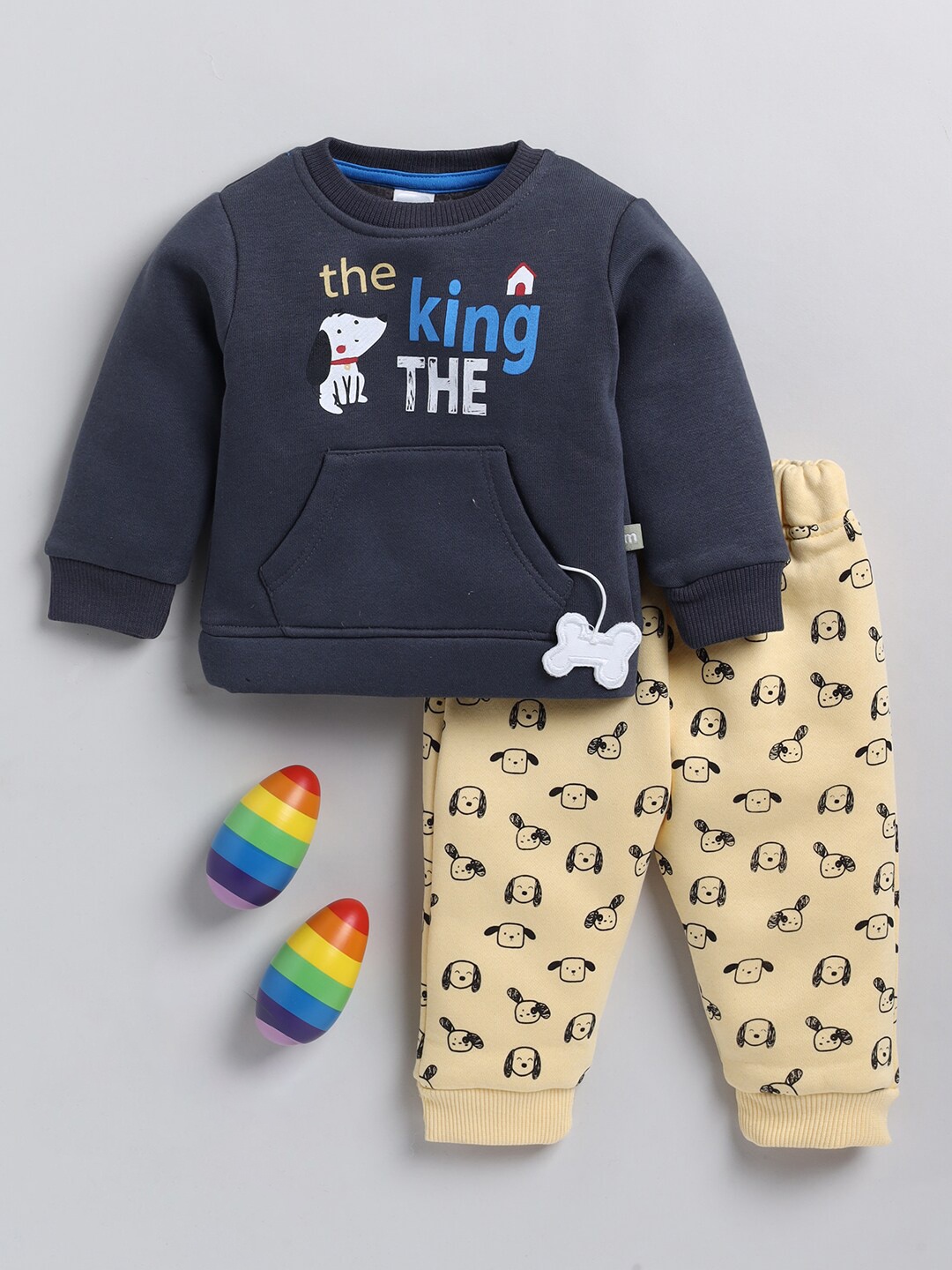 

Moms Love Infant Boys Typography Printed T-shirt With Pyjamas, Charcoal