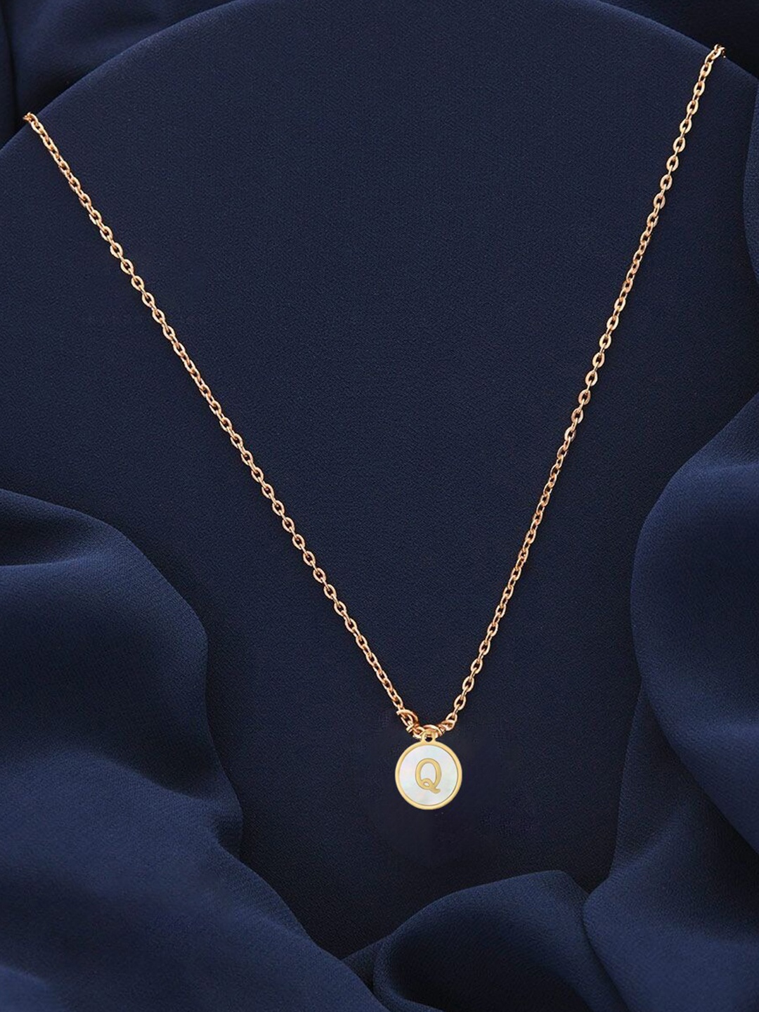 

Pinapes Unisex Gold-Plated Enamelled Necklace