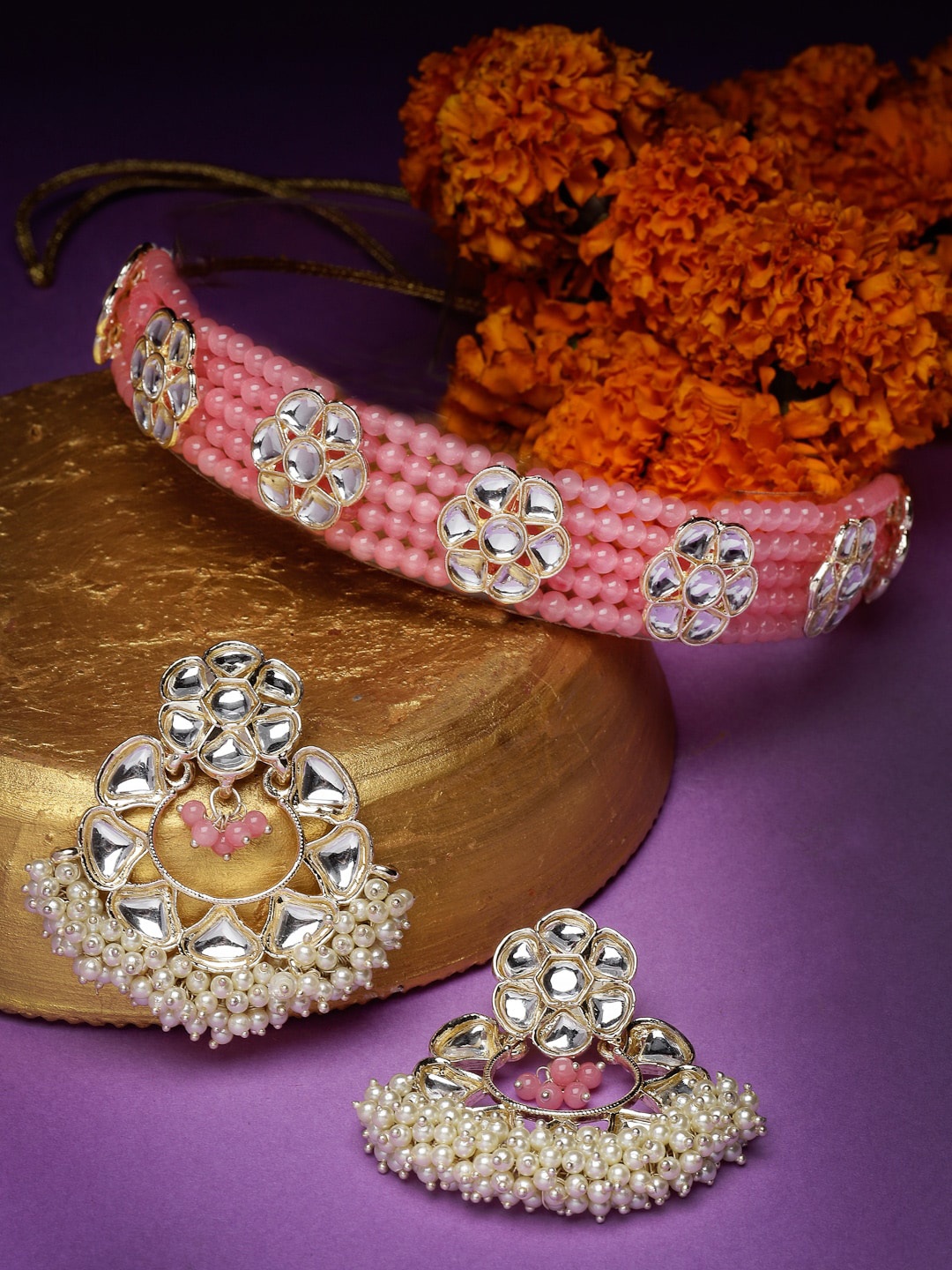 

Sukkhi Gold Plated Kundan Studded & Beaded Jewellery Set