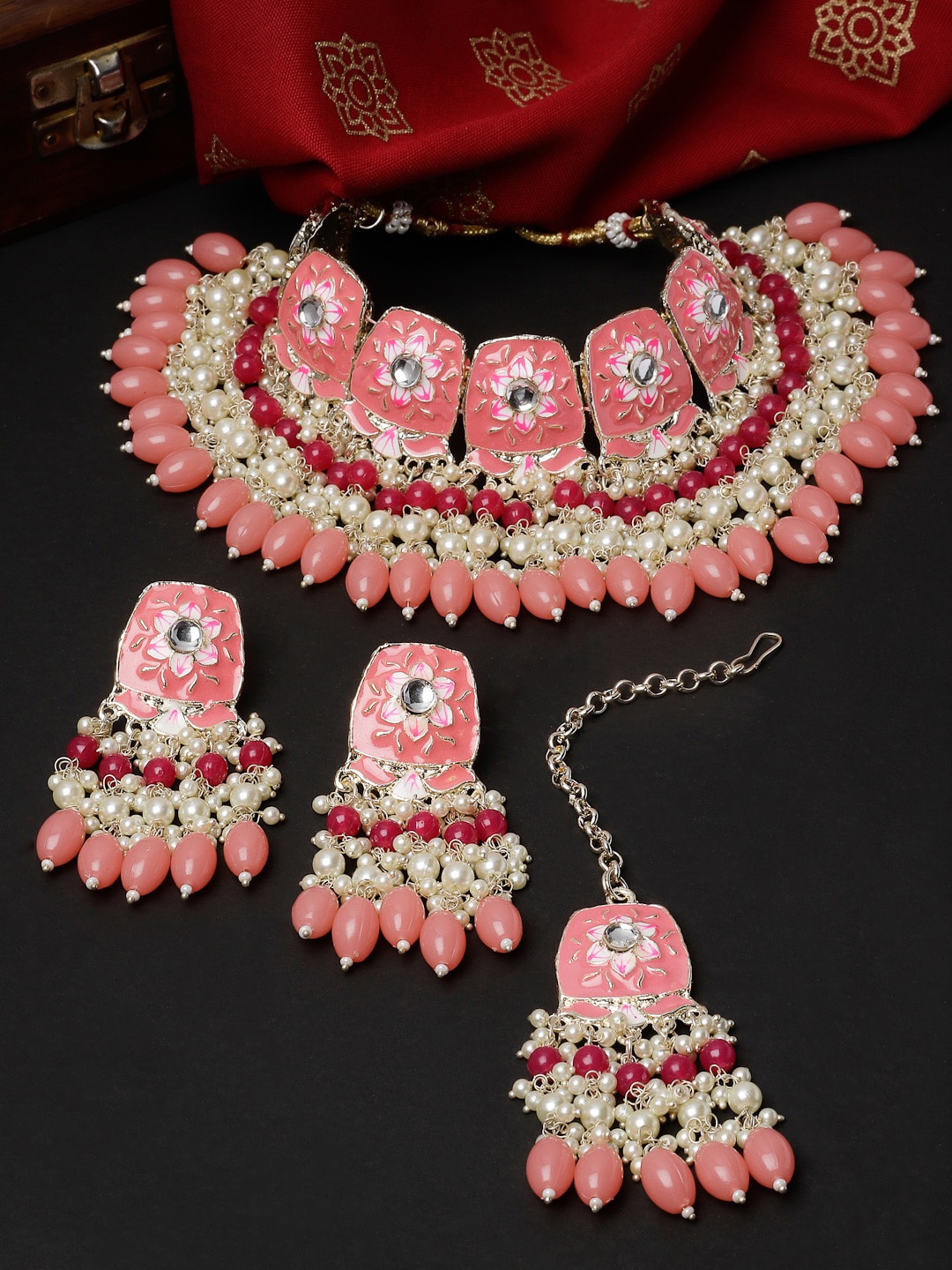 

Sukkhi Gold-Plated Stone-Studded & Beaded Jewellery Set