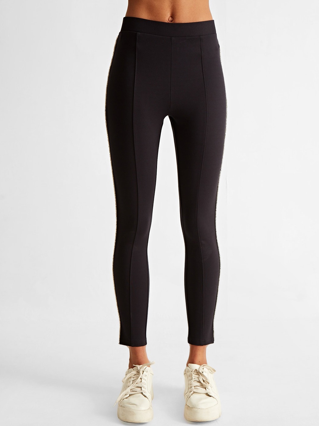 

COVER STORY Ankle-Length Leggings, Black