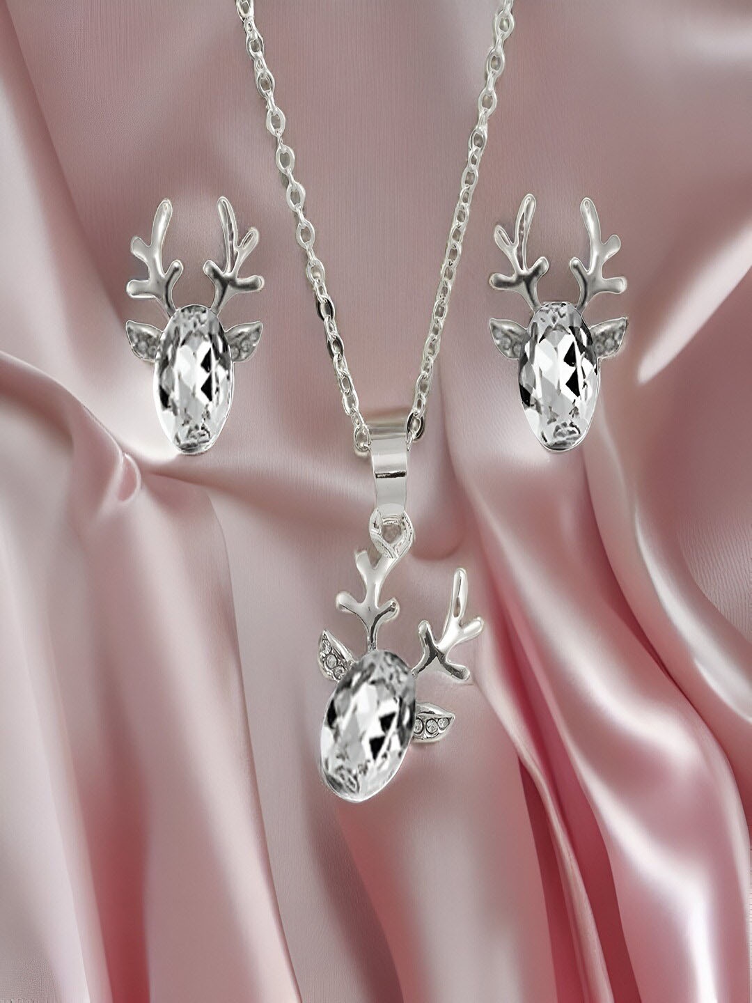 

UNIVERSITY TRENDZ Silver Plated Crystal Studded Jewellery Set