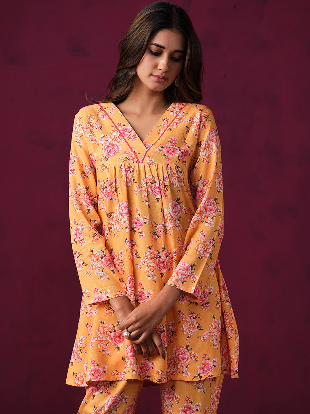 

Sangria Floral Printed Pleated Kurti With Trousers, Peach