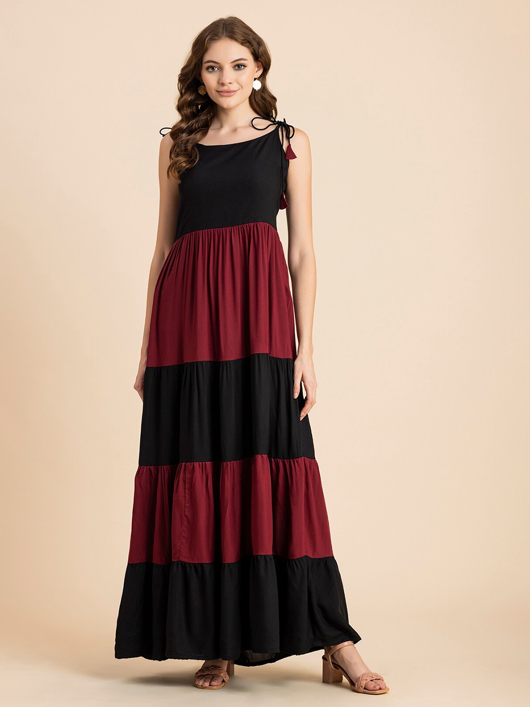 

Moomaya Colourblocked Tie-Up Neck Tiered Maxi Dress, Maroon