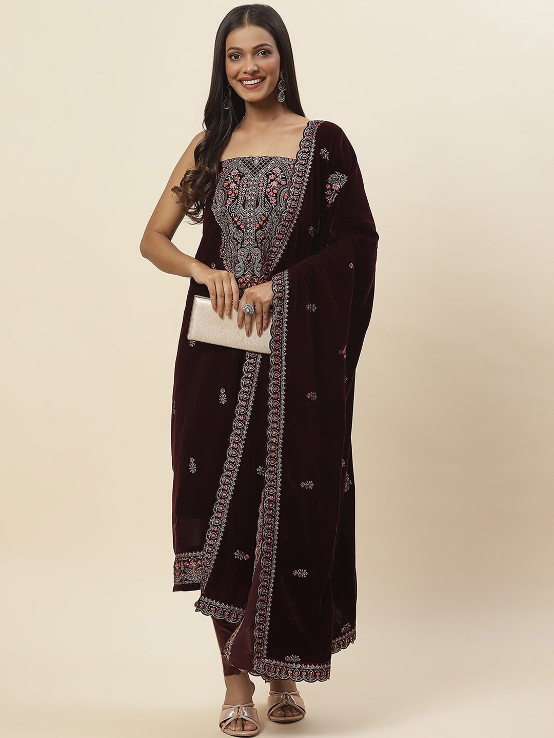 

Meena Bazaar Ethnic Motifs Embroidered Sequinned Velvet Unstitched Dress Material, Maroon