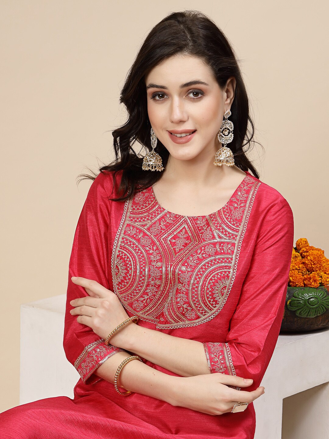 

all about you Embellished Yoke Design Thread Work Straight Kurta, Pink