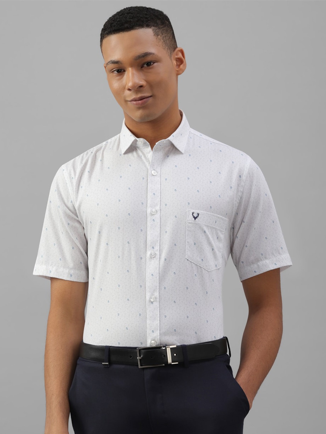 

Allen Solly Slim Fit Micro Ditsy Printed Spread Collar Short Sleeves Cotton Formal Shirt, White