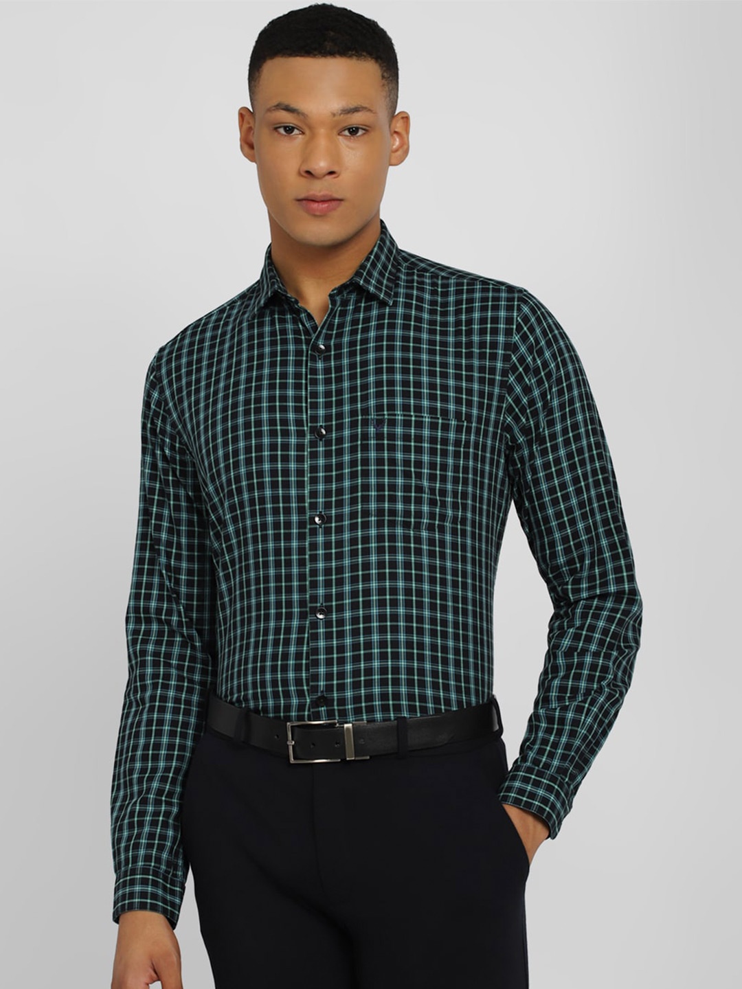 

Allen Solly Slim Fit Tartan Checked Pure Cotton Formal Shirt, Black