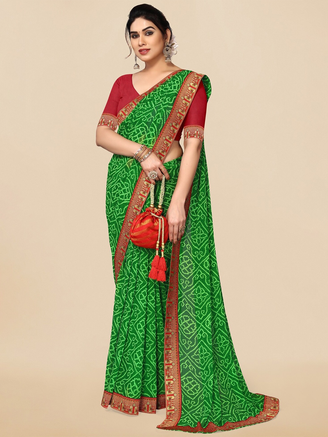 

MIRCHI FASHION Green & Red Bandhani Printed Zari Bandhani Saree