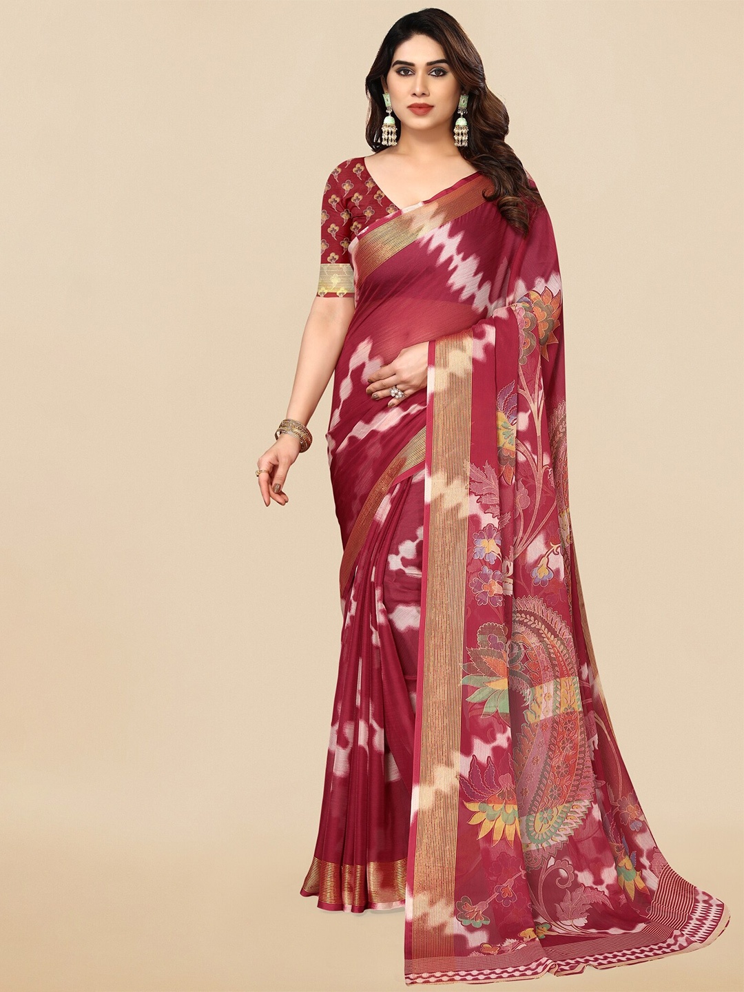 

MIRCHI FASHION Maroon & Green Tie and Dye Saree