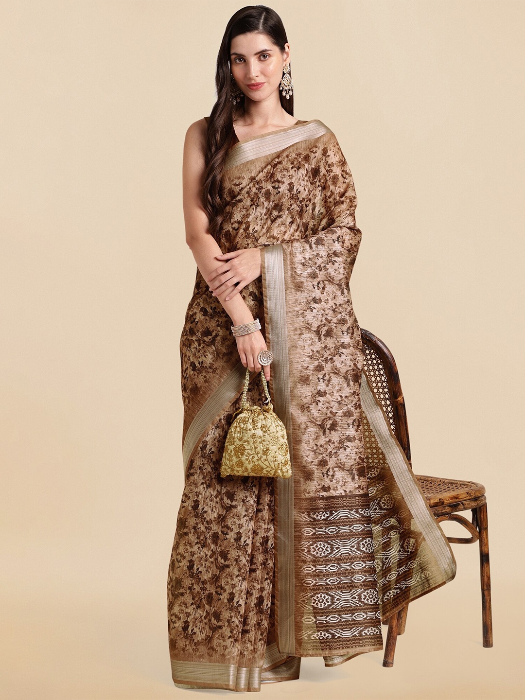 

MIRCHI FASHION Cream-Coloured & Brown Floral Printed Zari Saree