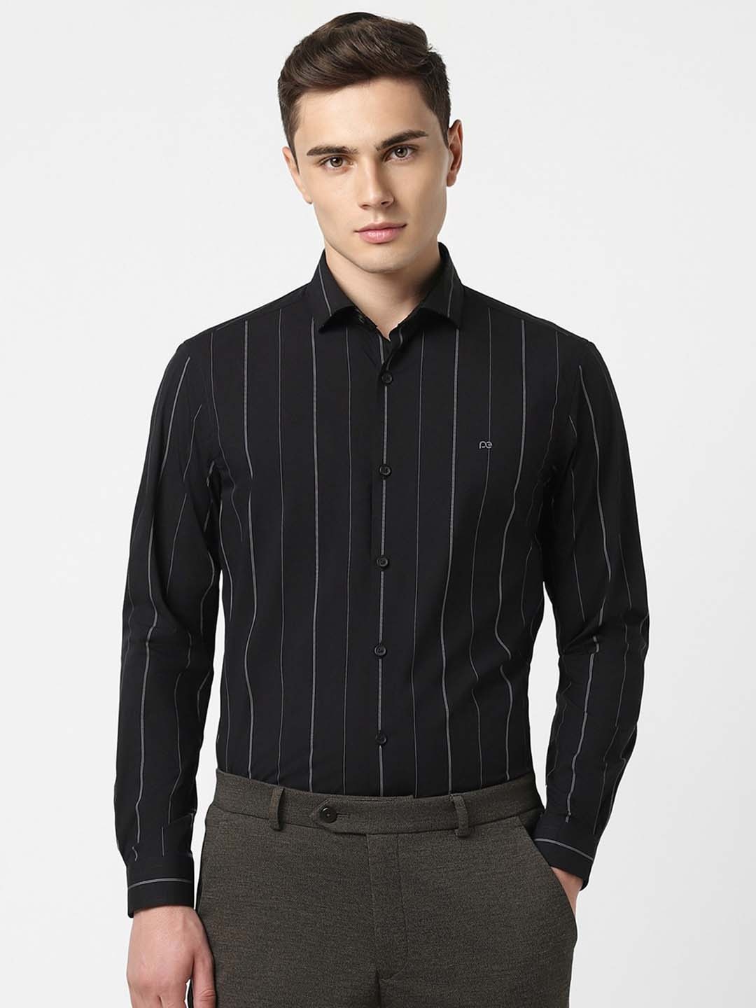 

Peter England Slim Fit Opaque Vertical Striped Formal Shirt, Black