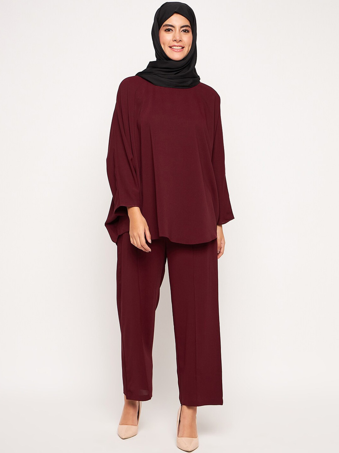 

NABIA Round Neck Tunic With Trousers, Maroon