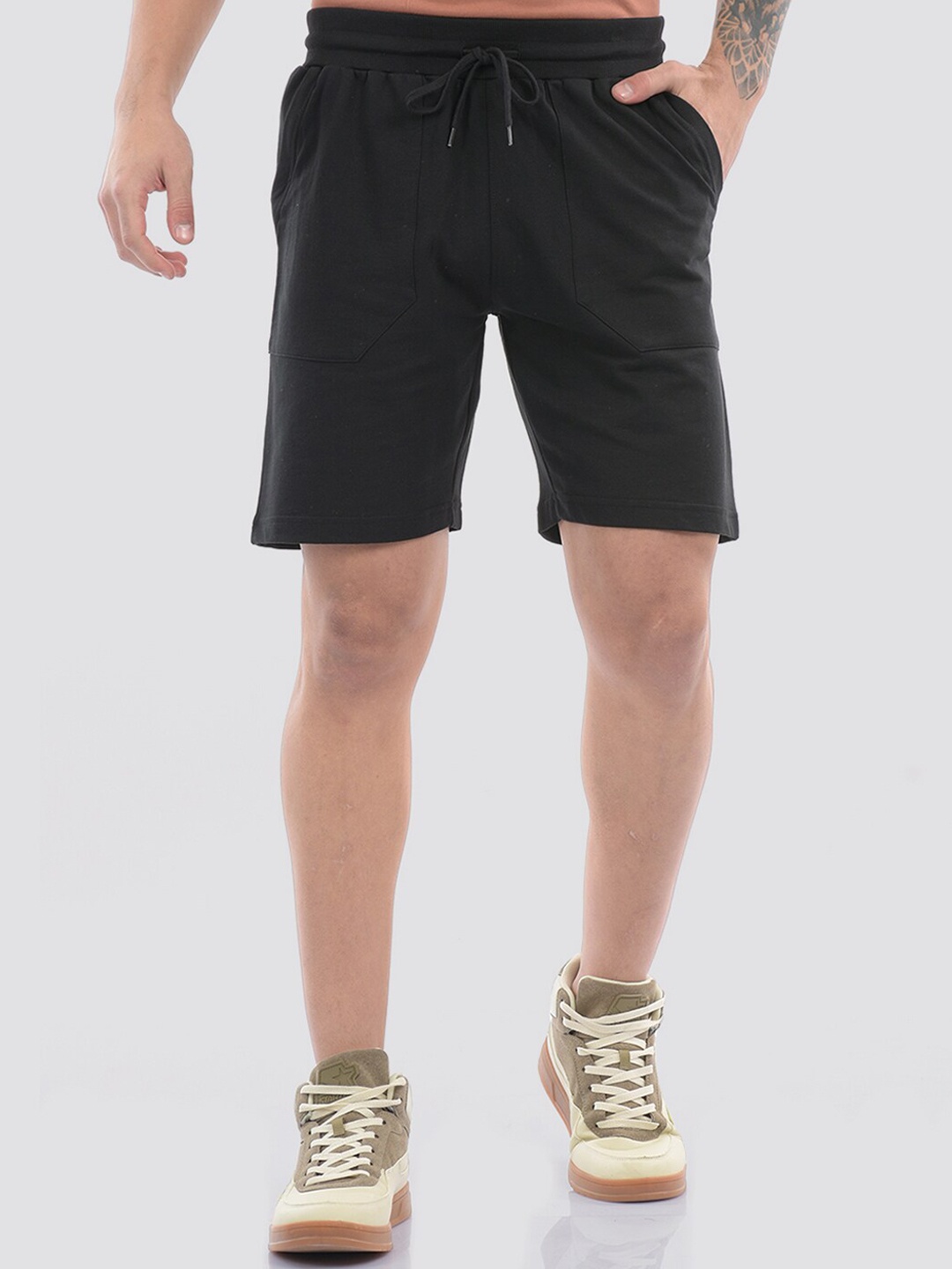 

ONEWAY Men Mid Rise Cotton Shorts, Black