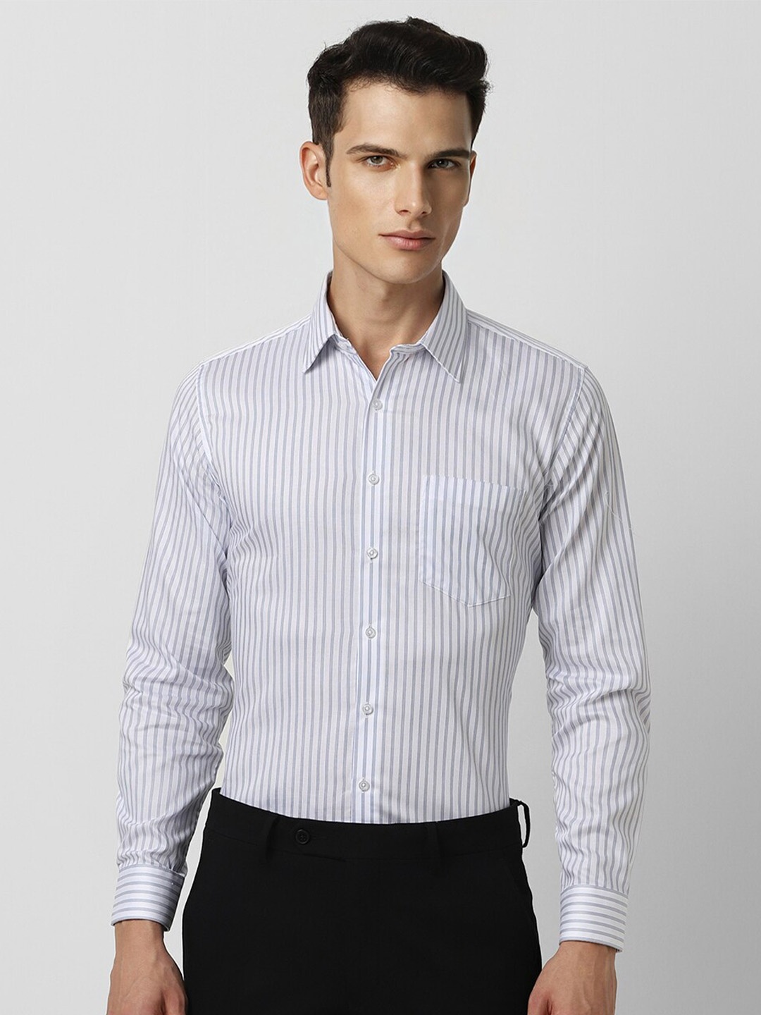 

Van Heusen Slim Fit Vertical Striped Pure Cotton Formal Shirt, White