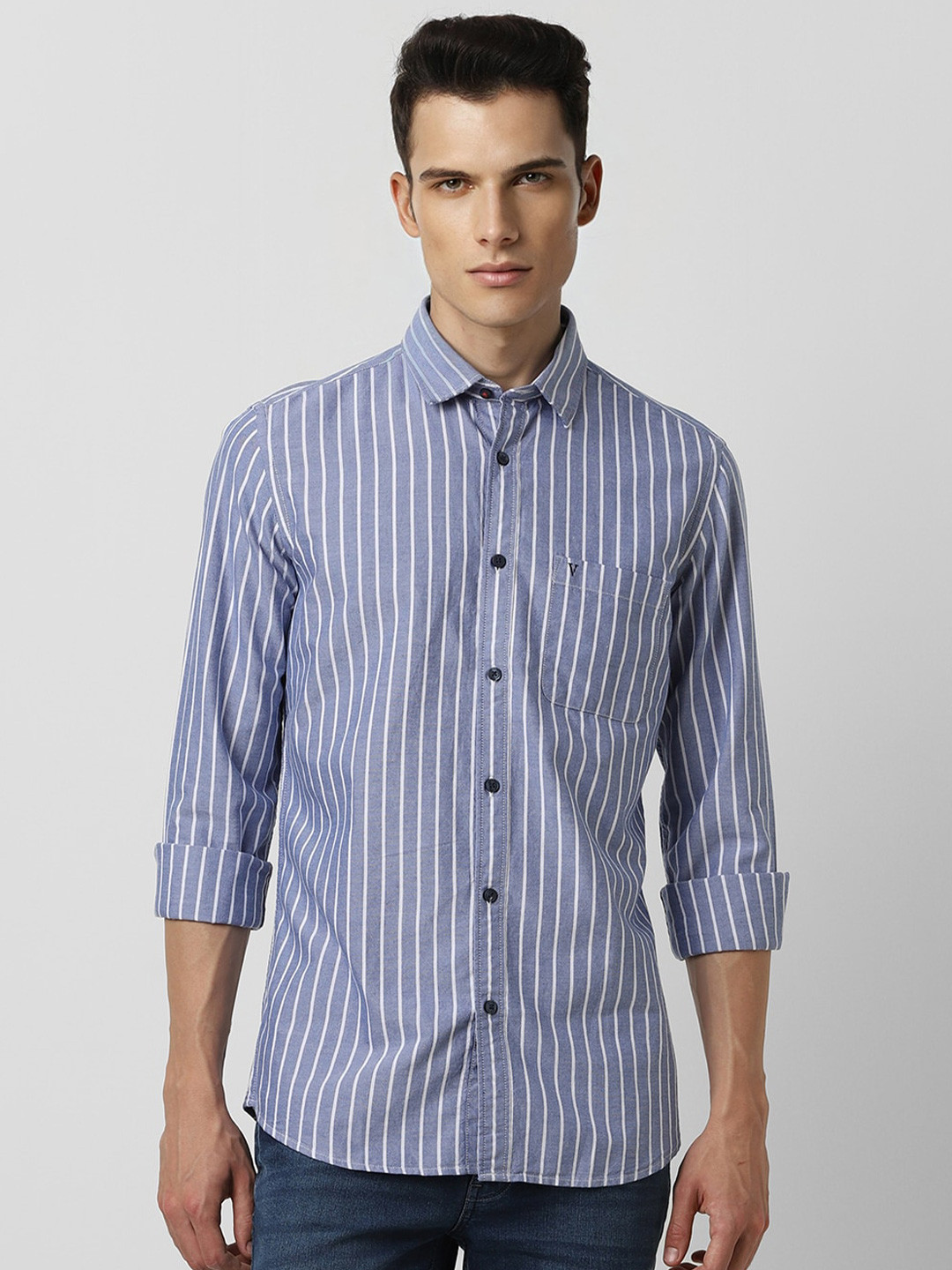 

Van Heusen Sport Vertical Striped Cotton Slim Fit Opaque Casual Shirt, Blue
