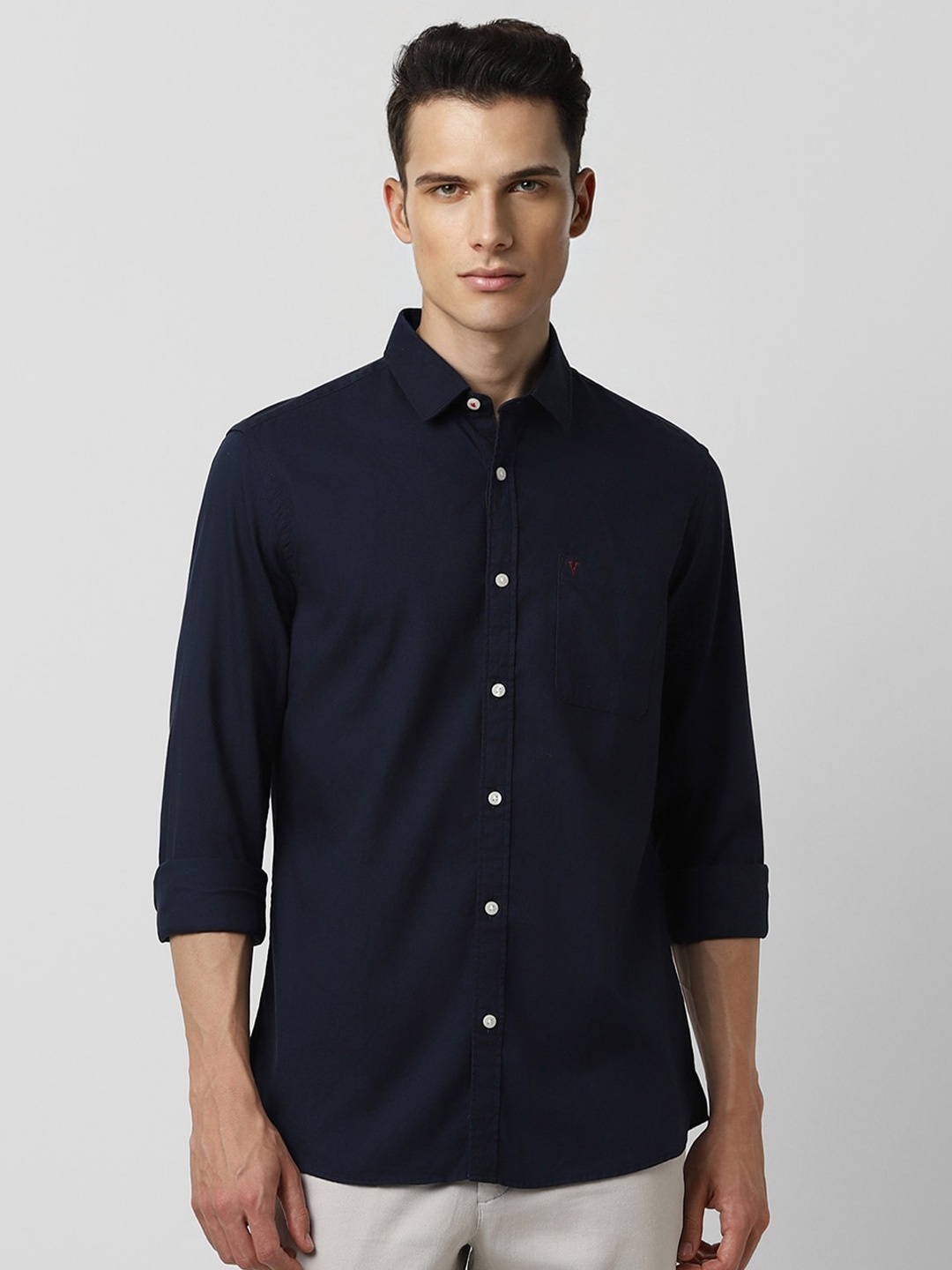 

Van Heusen Sport Slim Fit Pure Cotton Casual Shirt, Navy blue