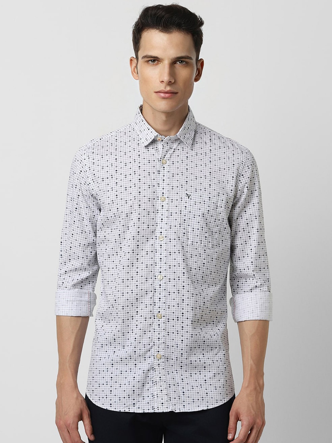 

Van Heusen Sport Grey Slim Fit gGeometric Printed Pure Cotton Casual Shirt